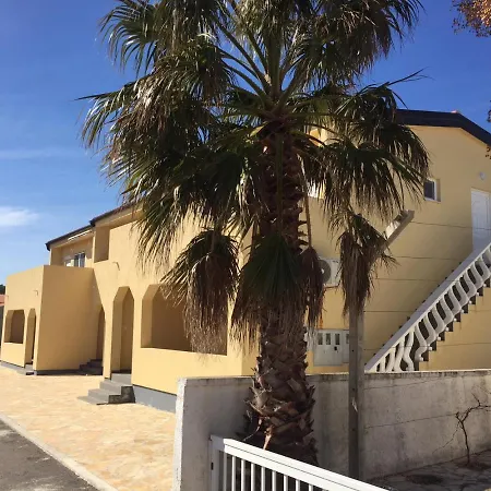 Kozjak Apartmanhouse