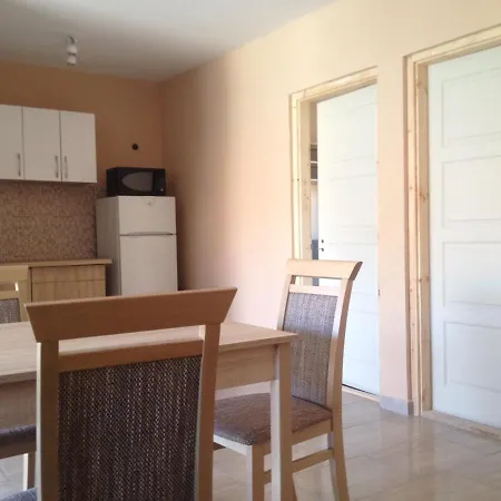 Kozjak Apartmanhouse Apartmanhotel Vir