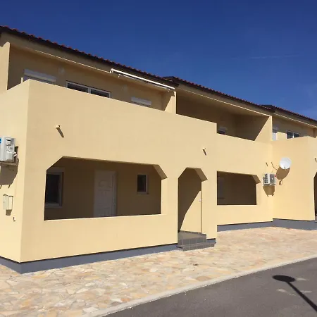 Kozjak Apartmanhouse Apartmanhotel *